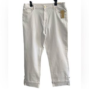 Micheal Kors - Straight leg cropped jeans with Gold button. Size:16 Color: White